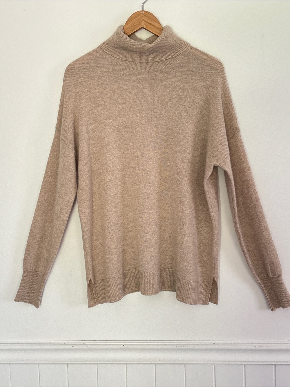 Nordstrom 100% Cashmere Turtleneck Sweater Size XL Preppy Minimalist Neutral b76